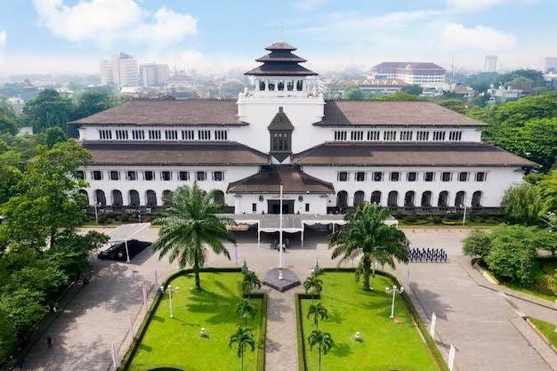 Gedung Sate Bandung dilihat dari udara