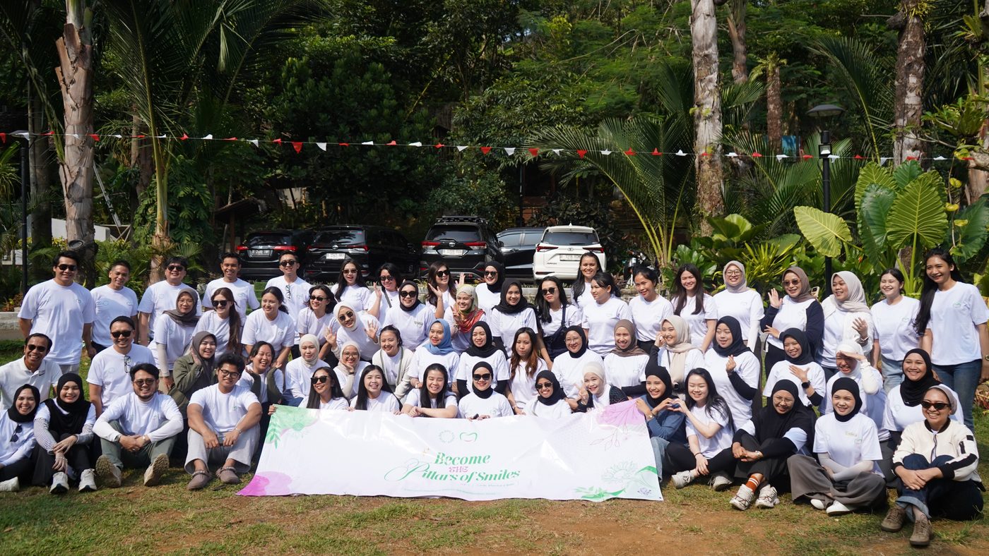Seluruh peserta di akhir rangkaian acara